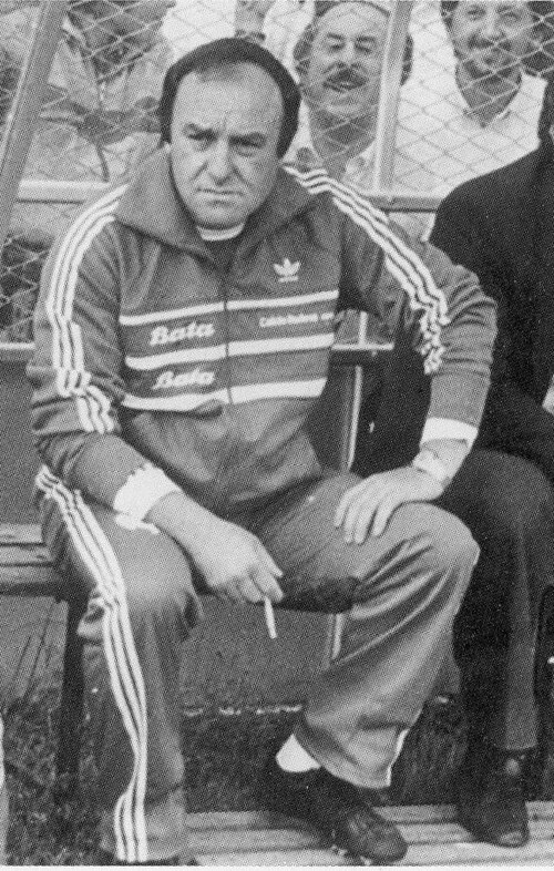 Ritratto ufficiale di Gennaro Rambone sulla panchina del Catania — Licenza: Pubblico Dominio (Scadenza termini d'autore) — Crediti: Wikimedia Commons Contributors
