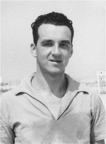 Ritratto del calciatore Bruno Pizzul in maglia rossazzurra del Calcio Catania — Licenza: Pubblico Dominio (Scadenza termini d'autore) — Crediti: Wikimedia Commons Contributors