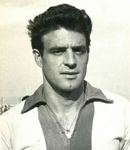 Figurina Lampo di Memo Prenna capitano e cannoniere storico del Calcio Catania nel 1960-1961 — Licenza: Pubblico Dominio Italia (Art. 92 L. 633/1941 - >20 anni) — Crediti: Archivio Storico Calcio Catania