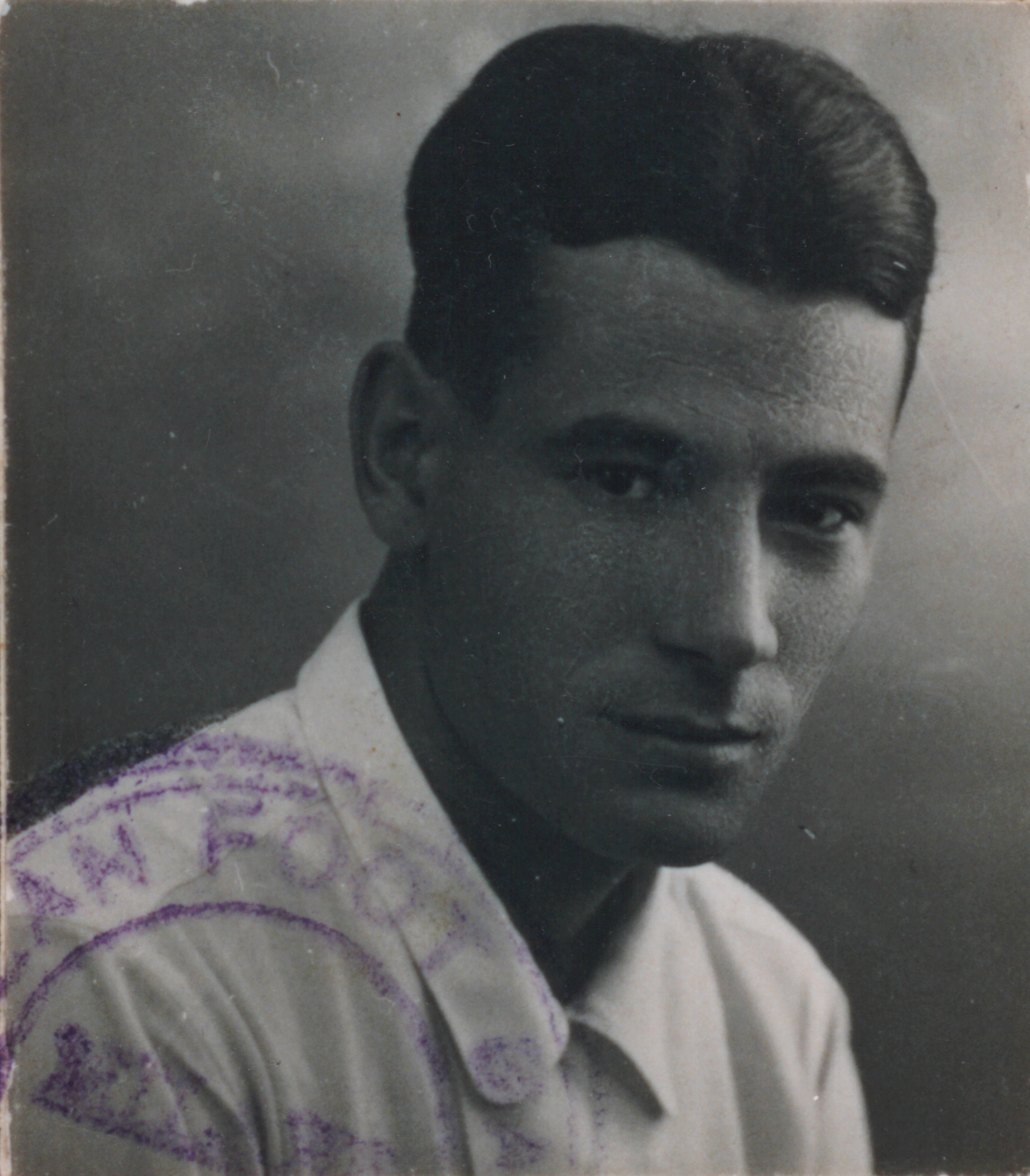 Ritratto del calciatore Giuseppe Marchi in maglia rossazzurra del Calcio Catania — Licenza: Pubblico Dominio (Scadenza termini d'autore) — Crediti: Wikimedia Commons Contributors