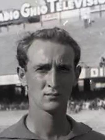 Ritratto ufficiale di Renzo Uzzecchini — Licenza: Pubblico Dominio (Scadenza termini d'autore) — Crediti: Wikimedia Commons Contributors