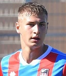 Ritratto ufficiale del difensore e capitano del Catania Alessio Castellini in maglia rossazzurra — Licenza: Creative Commons CC BY-SA 4.0 — Crediti: Archivio Storico Calcio Catania