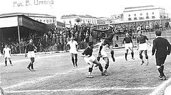 Fase di gioco della partita Catania contro Livorno al Campo di Piazza Verga nel 1935-1936