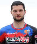 Ritratto del calciatore Lorenzo Bardini in maglia rossazzurra del Calcio Catania — Licenza: Creative Commons CC BY-SA 4.0 — Crediti: Archivio Storico Calcio Catania