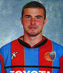 Ritratto del calciatore Emanuele Berrettoni in maglia rossazzurra del Calcio Catania — Licenza: Creative Commons CC BY-SA 4.0 — Crediti: Archivio Storico Calcio Catania