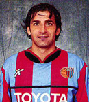 Ritratto del calciatore Nicola Diliso in maglia rossazzurra del Calcio Catania — Licenza: Creative Commons CC BY-SA 4.0 — Crediti: Archivio Storico Calcio Catania