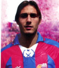 Ritratto del calciatore Alessandro Termini in maglia rossazzurra del Calcio Catania — Licenza: Pubblico Dominio Italia (Art. 92 L. 633/1941 - >20 anni) — Crediti: Archivio Storico Calcio Catania