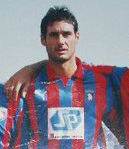 Ritratto del calciatore Alessandro Costa in maglia rossazzurra del Calcio Catania — Licenza: Creative Commons CC BY-SA 4.0 — Crediti: Archivio Storico Calcio Catania