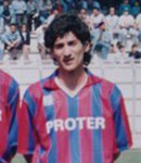 Ritratto del calciatore Angelo Sciuto in maglia rossazzurra del Calcio Catania — Licenza: Creative Commons CC BY-SA 4.0 — Crediti: Archivio Storico Calcio Catania