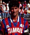 Ritratto del calciatore Giuseppe Sciuto in maglia rossazzurra del Calcio Catania — Licenza: Creative Commons CC BY-SA 4.0 — Crediti: Archivio Storico Calcio Catania
