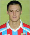 Ritratto del calciatore Alfredo Donnarumma in maglia rossazzurra del Calcio Catania — Licenza: Creative Commons CC BY-SA 4.0 — Crediti: Archivio Storico Calcio Catania