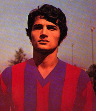 Ritratto del calciatore Giovanni Simonini in maglia rossazzurra del Calcio Catania — Licenza: Creative Commons CC BY-SA 4.0 — Crediti: Archivio Storico Calcio Catania