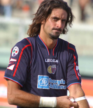 Ritratto del calciatore Armando Pantanelli in maglia rossazzurra del Calcio Catania — Licenza: Creative Commons CC BY-SA 4.0 — Crediti: Archivio Storico Calcio Catania