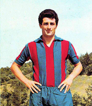 Ritratto del calciatore Angelo Pereni in maglia rossazzurra del Calcio Catania — Licenza: Creative Commons CC BY-SA 4.0 — Crediti: Archivio Storico Calcio Catania