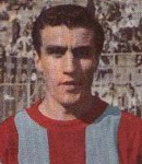 Ritratto del calciatore Gianfranco Bertoletti in maglia rossazzurra del Calcio Catania — Licenza: Creative Commons CC BY-SA 4.0 — Crediti: Archivio Storico Calcio Catania