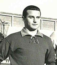 Ritratto del calciatore Ferruccio Caceffo in maglia rossazzurra del Calcio Catania — Licenza: Creative Commons CC BY-SA 4.0 — Crediti: Archivio Storico Calcio Catania