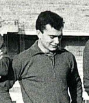 Ritratto del calciatore Remo Vigni in maglia rossazzurra del Calcio Catania — Licenza: Creative Commons CC BY-SA 4.0 — Crediti: Archivio Storico Calcio Catania