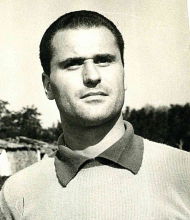 Ritratto del calciatore Giuseppe Gaspari in maglia rossazzurra del Calcio Catania — Licenza: Creative Commons CC BY-SA 4.0 — Crediti: Archivio Storico Calcio Catania
