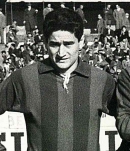 Ritratto del calciatore Leandro Colangeli in maglia rossazzurra del Calcio Catania — Licenza: Creative Commons CC BY-SA 4.0 — Crediti: Archivio Storico Calcio Catania