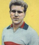 Ritratto del calciatore Karl Heinz Spikowski in maglia rossazzurra del Calcio Catania — Licenza: Creative Commons CC BY-SA 4.0 — Crediti: Archivio Storico Calcio Catania