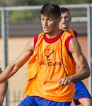 Ritratto del calciatore Bruno Petkovic in maglia rossazzurra del Calcio Catania — Licenza: Creative Commons CC BY-SA 4.0 — Crediti: Archivio Storico Calcio Catania