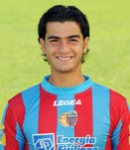 Ritratto del calciatore Federico Moretti in maglia rossazzurra del Calcio Catania — Licenza: Creative Commons CC BY-SA 4.0 — Crediti: Archivio Storico Calcio Catania