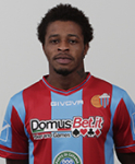 Ritratto del calciatore Joel Baraye in maglia rossazzurra del Calcio Catania — Licenza: Creative Commons CC BY-SA 4.0 — Crediti: Archivio Storico Calcio Catania