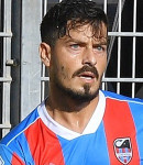 Ritratto del calciatore Vincenzo Sarno in maglia rossazzurra del Calcio Catania — Licenza: Creative Commons CC BY-SA 4.0 — Crediti: Archivio Storico Calcio Catania