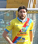 Ritratto del calciatore Antonio Giosa in maglia rossazzurra del Calcio Catania — Licenza: Creative Commons CC BY-SA 4.0 — Crediti: Archivio Storico Calcio Catania