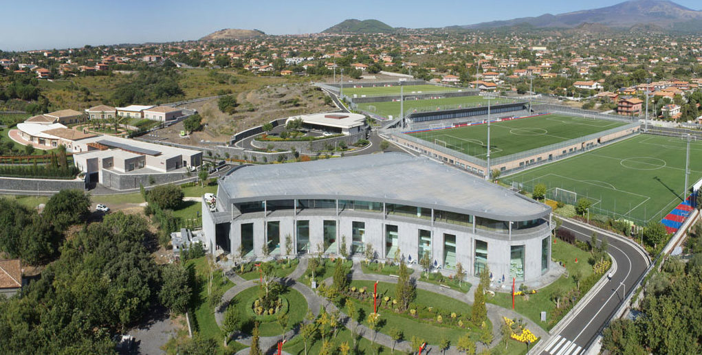 Il centro sportivo Torre del Grifo Village a Mascalucia, sede operativa del club ed epicentro delle notifiche giudiziarie nell'operazione «I Treni del Gol» (23 giugno 2015).